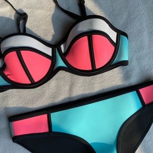 TRIANGL bikini!
